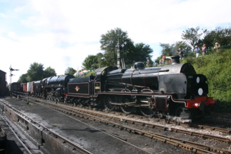 Watercress Railway - Ropley - U class 31806 & 9F 92212