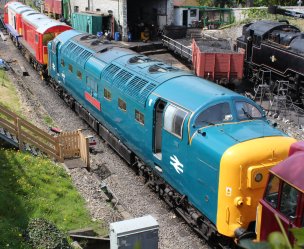 2013 - Swanage Railway - Swanage - Deltic class 55 - 55019 (D9019) Royal Highland Fusilier