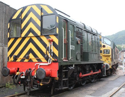 2013 South Devon Railway - Buckfastleigh - BR class 09 0-6-0DE D3721 (09 010)