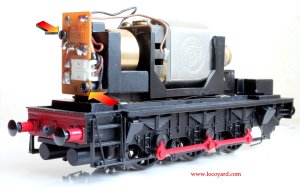 Locoyard - Bachmann BR class 08 diesel shunter 13029 - Hard-wiring DCC Fitting Guide (4)